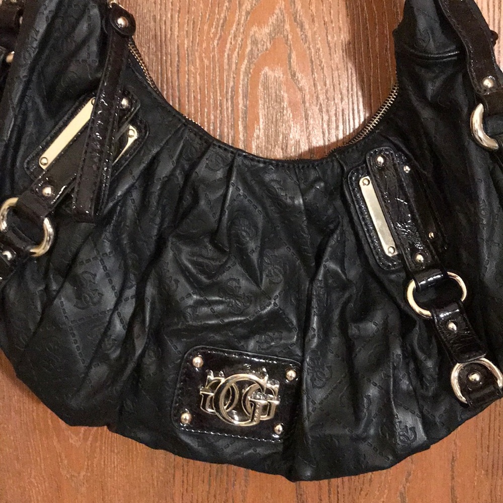 Guess purse